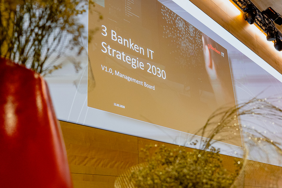 Präsentation des Strategie-Updates 2030 der 3 Banken IT